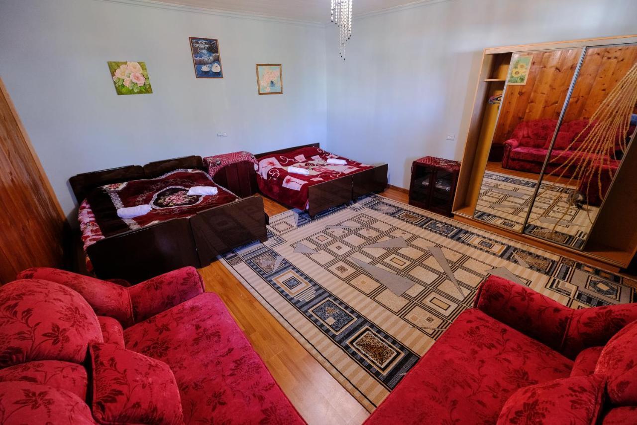 מסטיה Laila Guest House מראה חיצוני תמונה